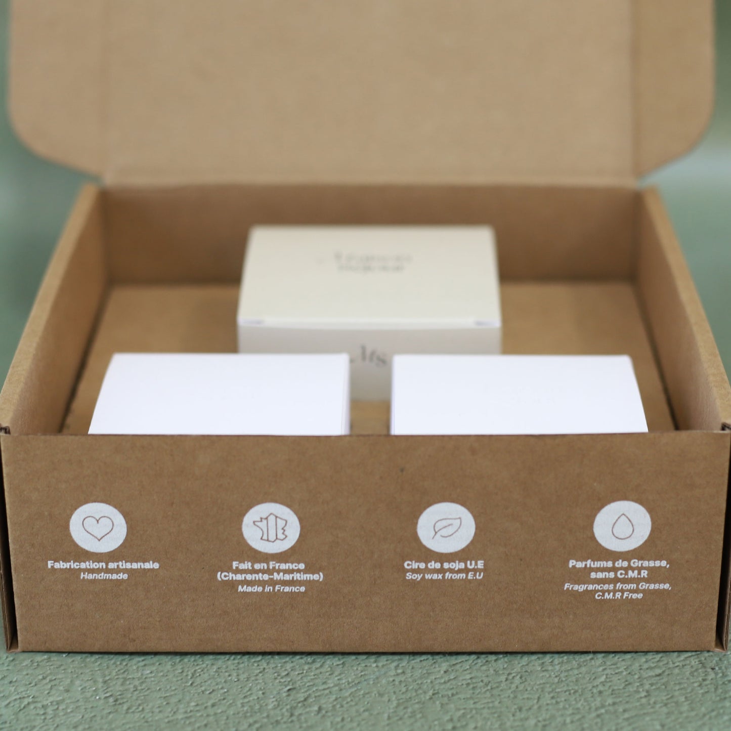 Coffret Essentiel - lysholder og 2 vokslys